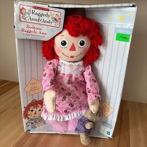 Hasbro Raggedy Ann Doll Vintage 2002 Bedtime Raggedy Ann & teddy bear new in box